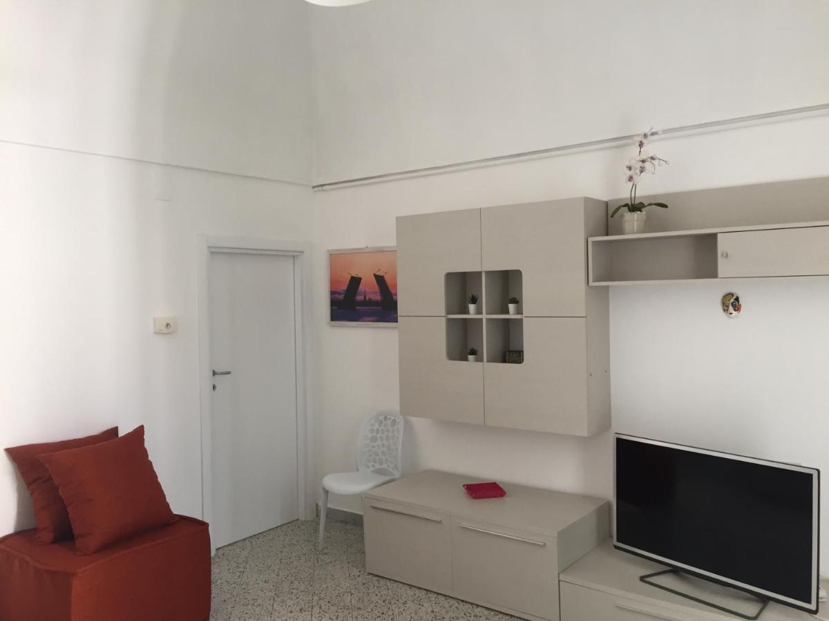 Donna Nina - Via San Martino 62 Apartment Monopoli Ngoại thất bức ảnh