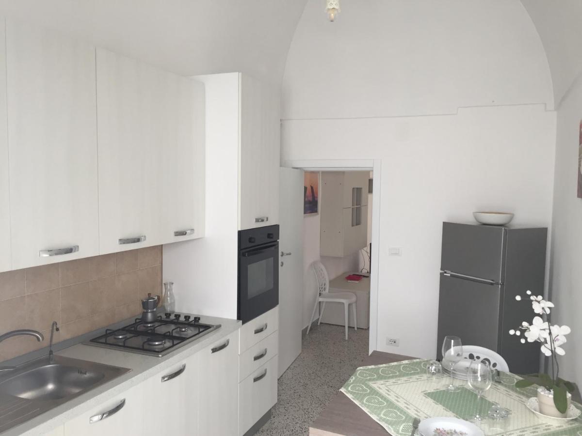 Donna Nina - Via San Martino 62 Apartment Monopoli Ngoại thất bức ảnh